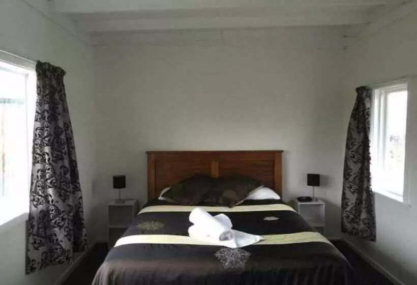 Majatalo Kokatahi Valley Country Inn