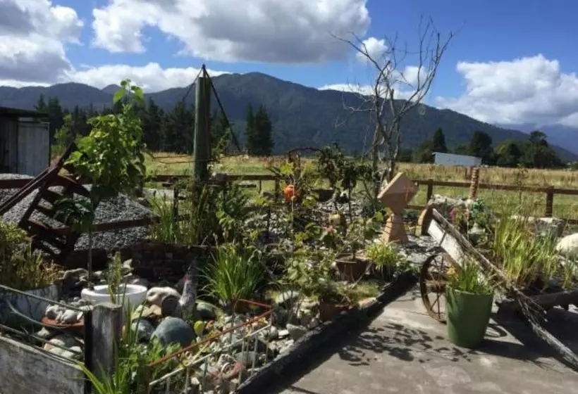 Majatalo Kokatahi Valley Country Inn