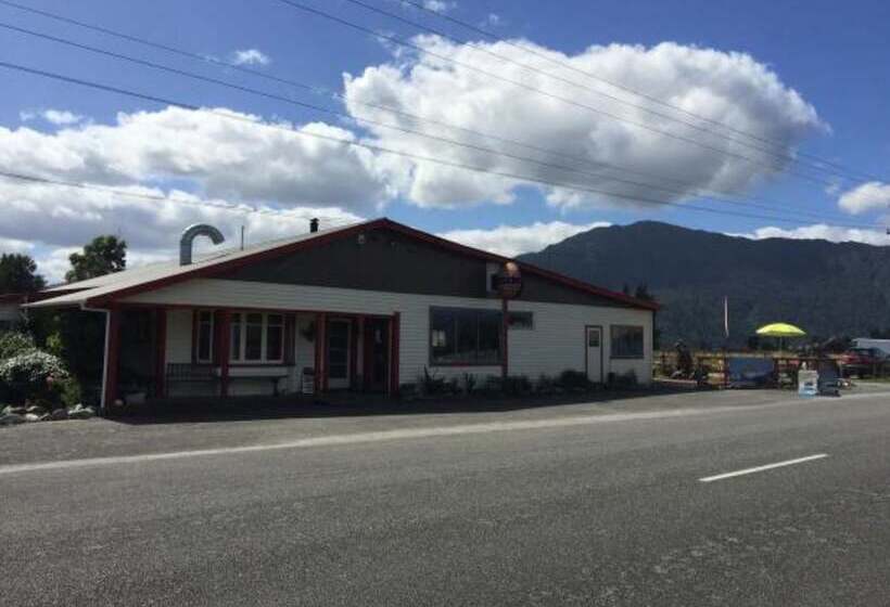 פנסיון Kokatahi Valley Country Inn