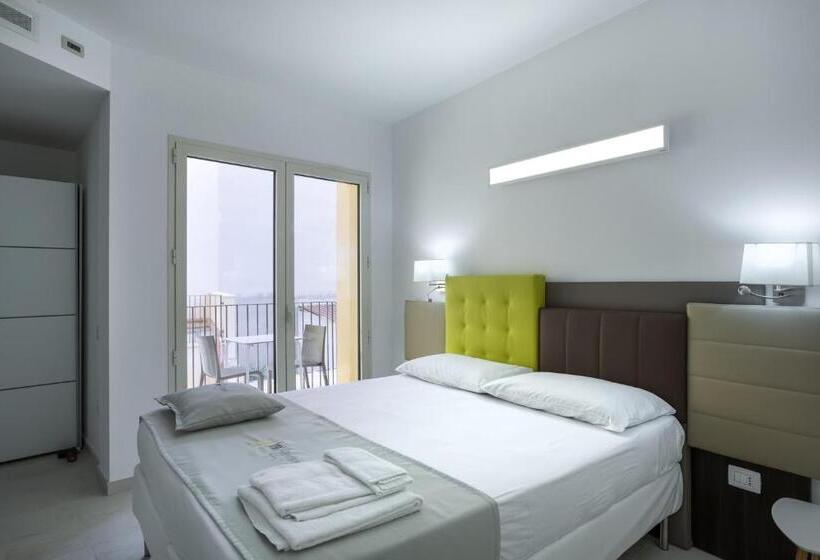 بنسيون Th Collection Rooms