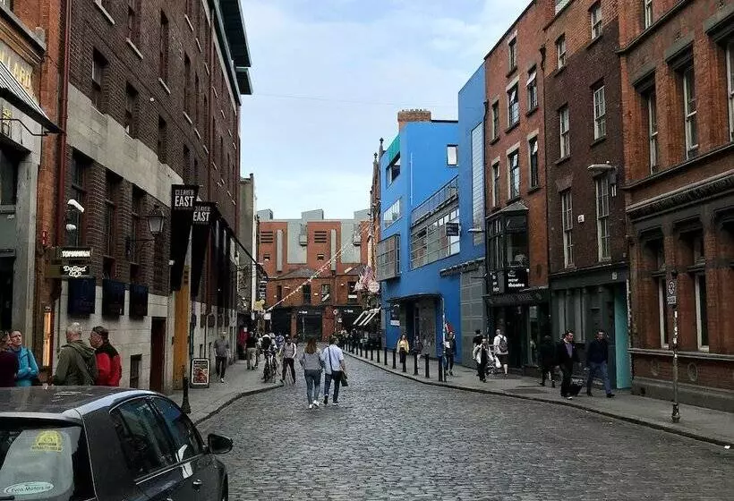 ペンション Violet Lodge