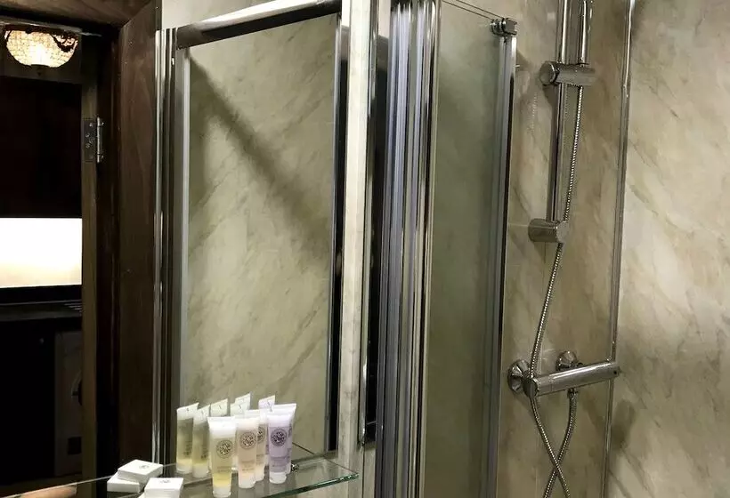 ペンション Violet Lodge