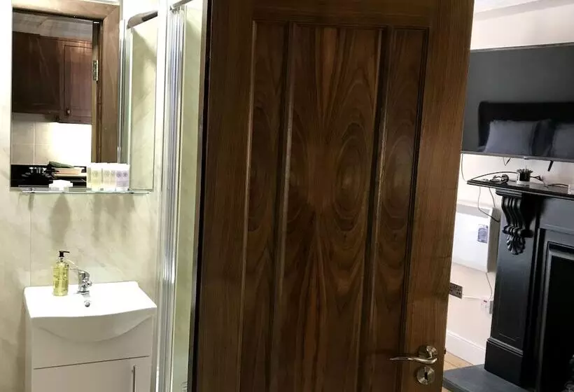 ペンション Violet Lodge