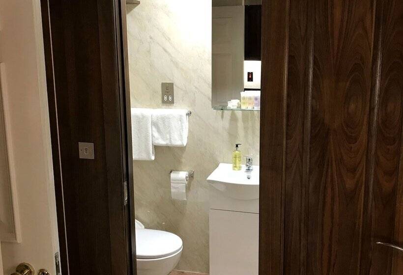 ペンション Violet Lodge