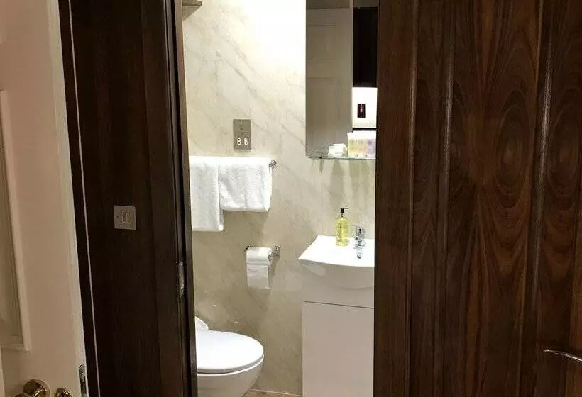 ペンション Violet Lodge