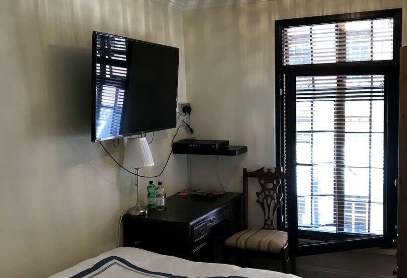 ペンション Violet Lodge