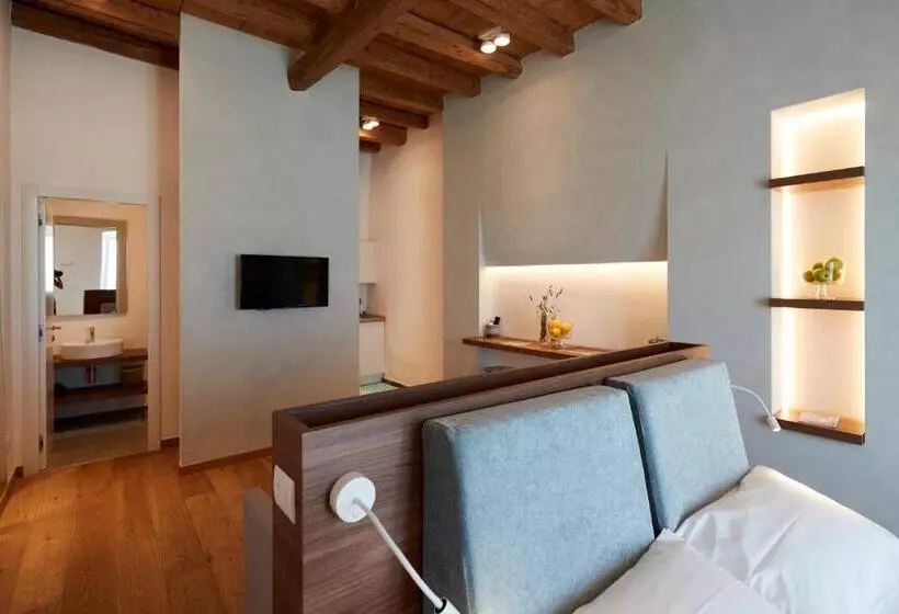 B&b Suite Home Trani