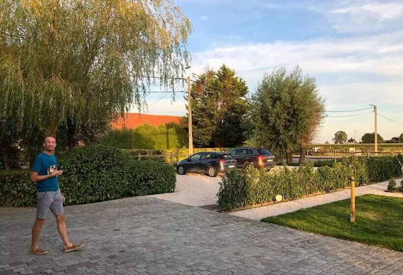 Aamiaismajoitus (B&B) T Wolvennest