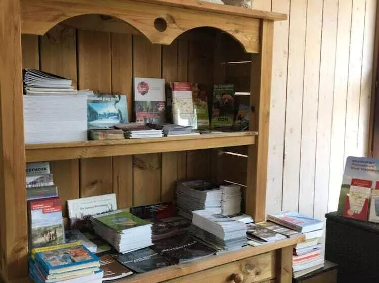 Aamiaismajoitus (B&B) T Wolvennest