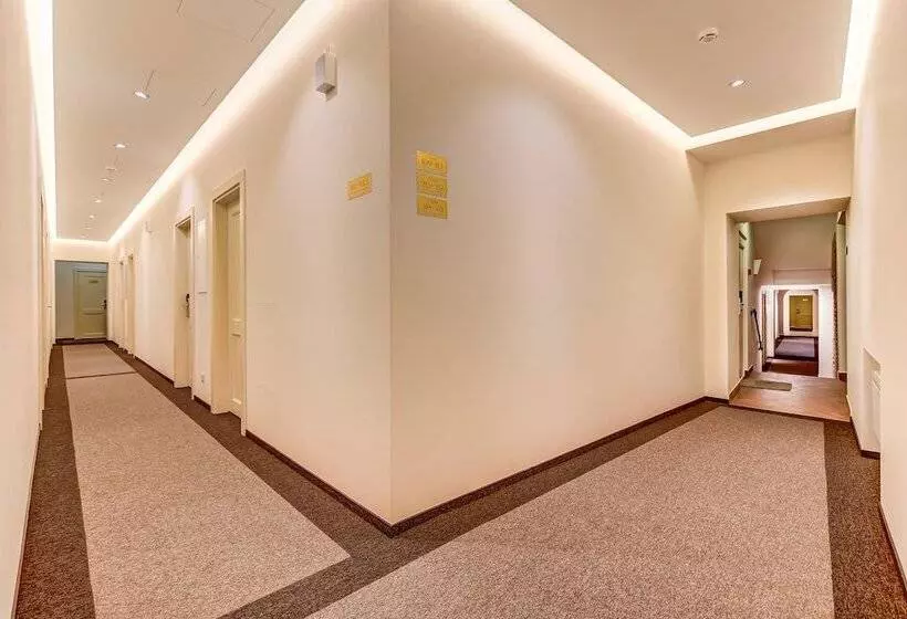 ホテル Paul Apartments   Boutique