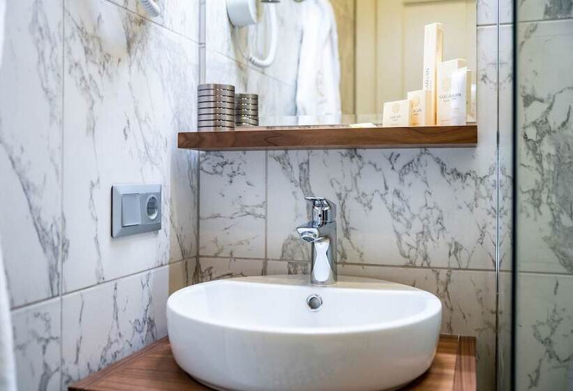 호텔 Paul Apartments   Boutique