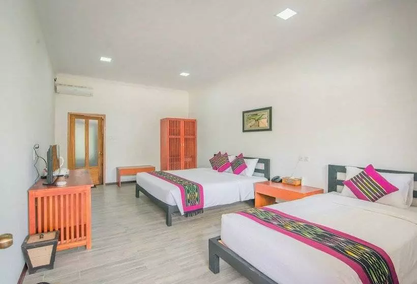 هتل Royal Airstrip