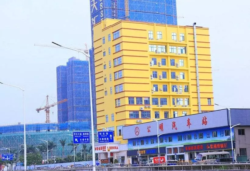 Vienna Hotel Shenzhen Gongming Bus Station