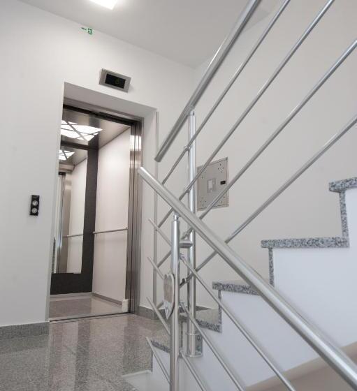 بنسيون Villa Nani