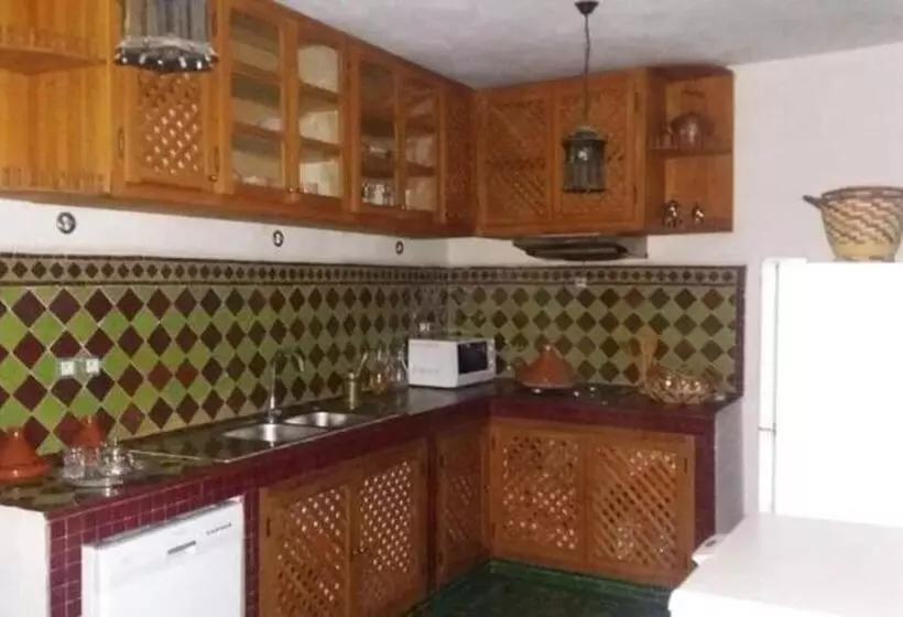 Riad Vega