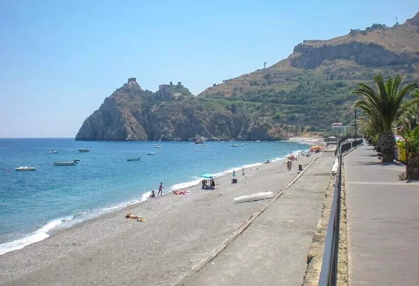 تختخواب و صبحانه Dolce Casa N41