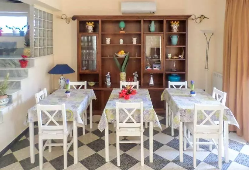 تختخواب و صبحانه Dolce Casa N41