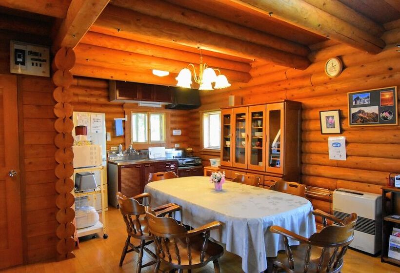 Canadian Log Cottage Takitaro