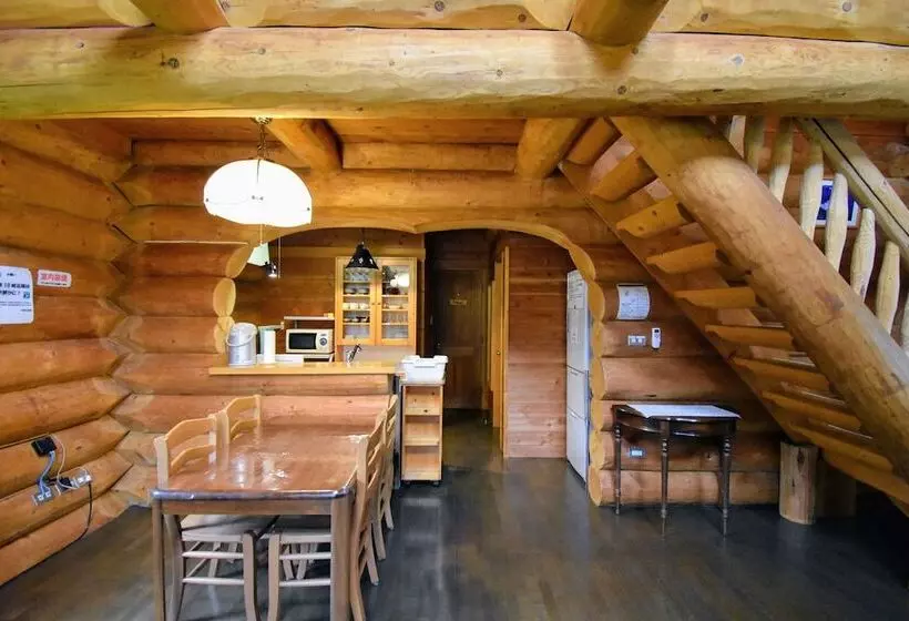 Canadian Log Cottage Takitaro