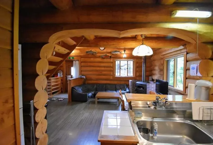Canadian Log Cottage Takitaro