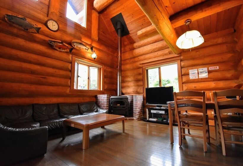 Canadian Log Cottage Takitaro
