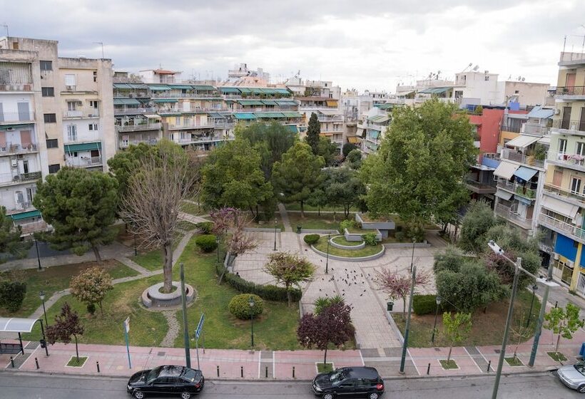 Connect Studios & Apartments