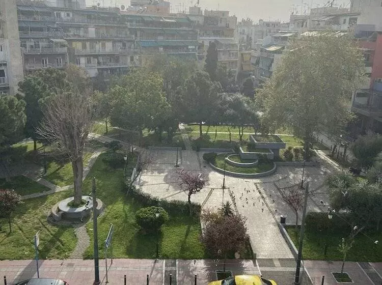 Connect Studios & Apartments