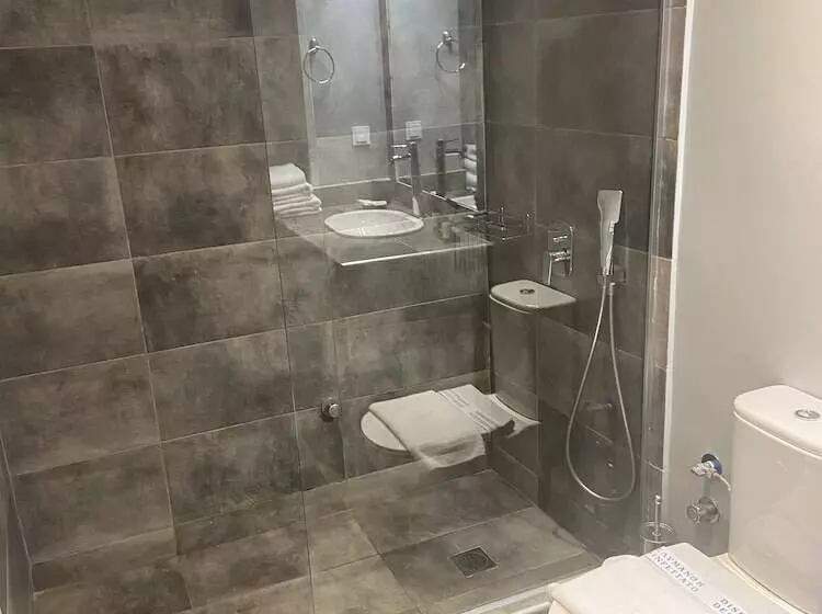 Connect Studios & Apartments