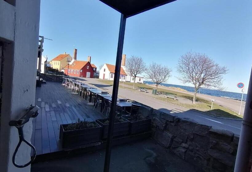 Gudhjem Vandrerhjem / Gudhjem Hostel