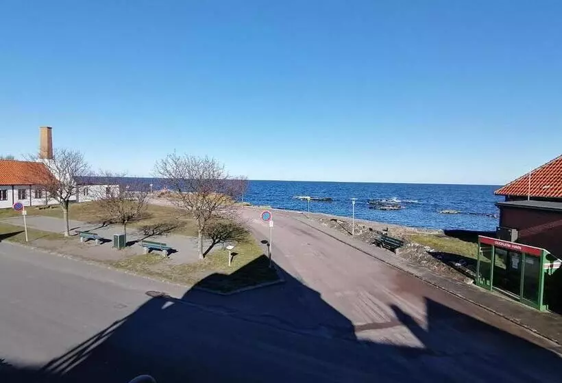 Gudhjem Vandrerhjem / Gudhjem Hostel