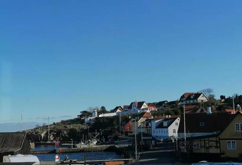 Gudhjem Vandrerhjem / Gudhjem Hostel