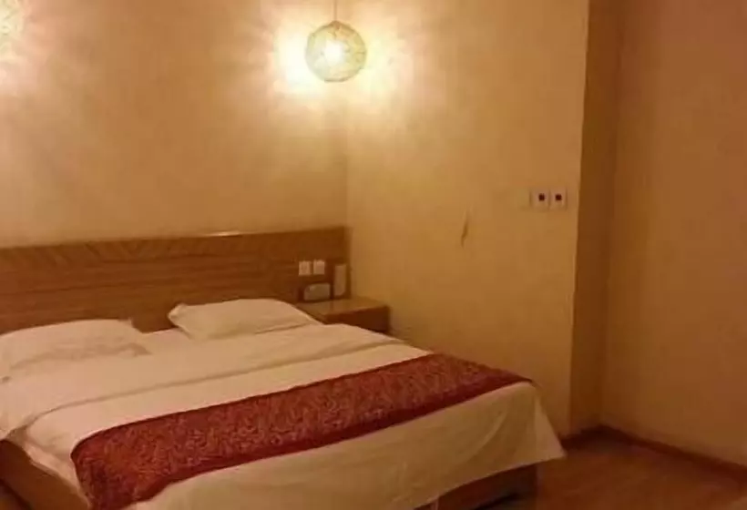 Hotelli Hanting Wuhan Hankou Xinhua Road