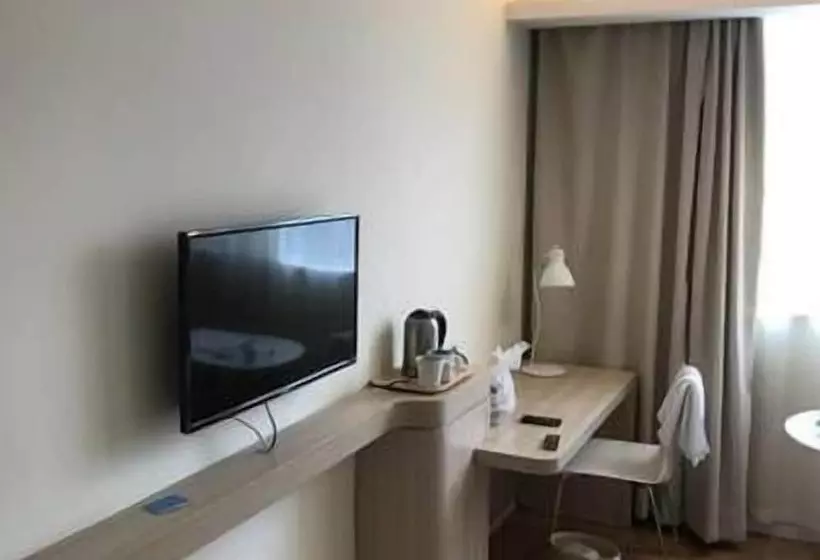 Hotelli Hanting Wuhan Hankou Xinhua Road