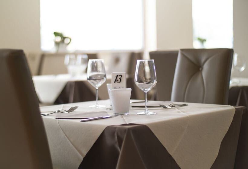 בית מלון כפרי La Perla