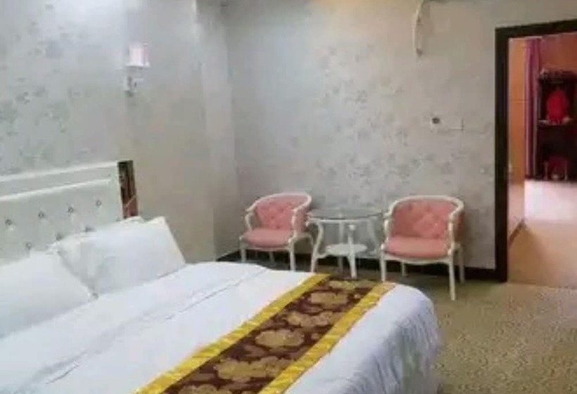 Hotel Oyo 8017 Yu Long Bay