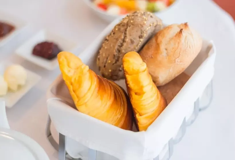 Majatalo Art Senses Suites & Rooms