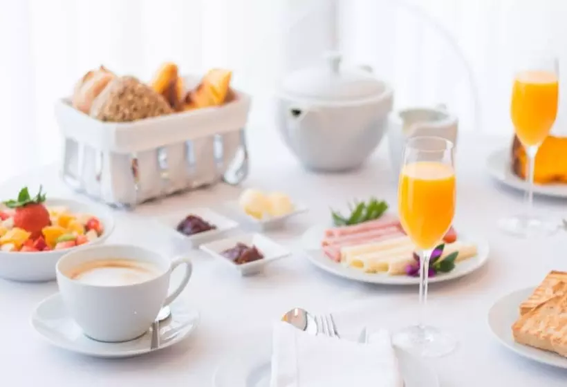 Majatalo Art Senses Suites & Rooms