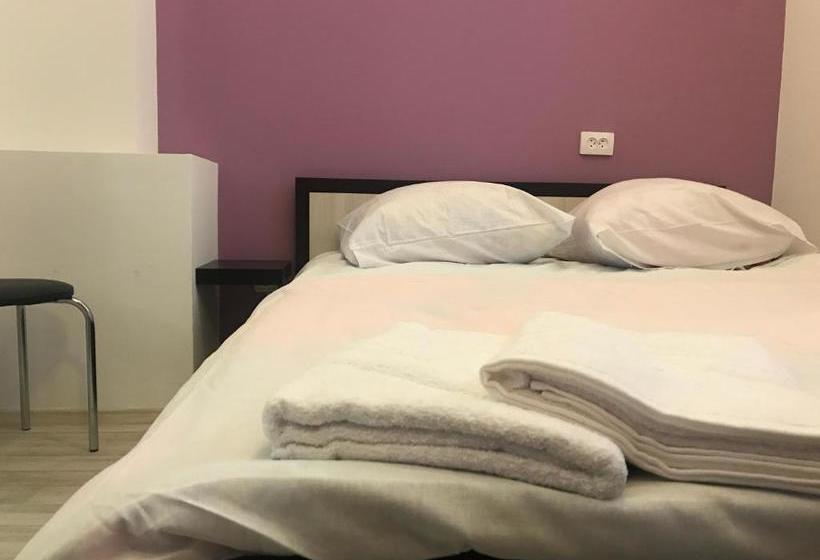 بنسيون Guest House Prosto