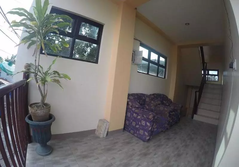 ペンション Jo Cris Apartelle