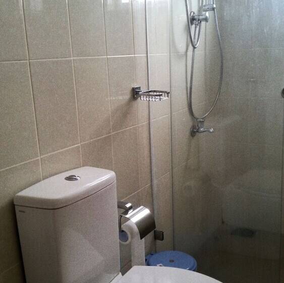 ベッドアンドブレックファースト Ocean Pebbles