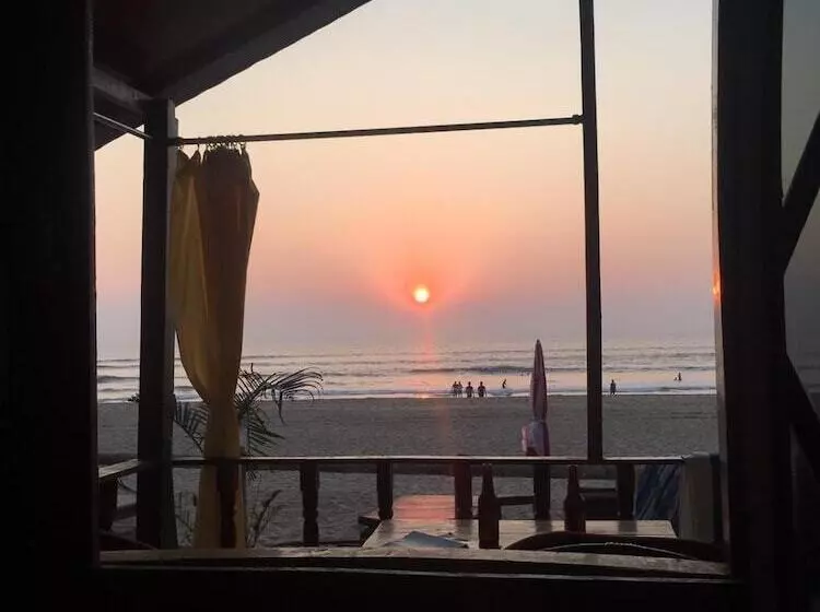 ホテル Madhu Beach Huts