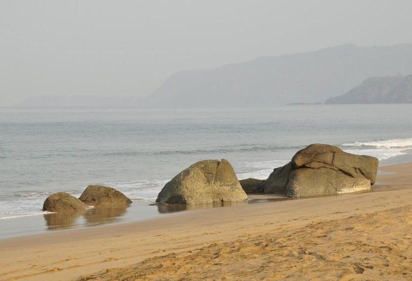Hotel Madhu Beach Huts