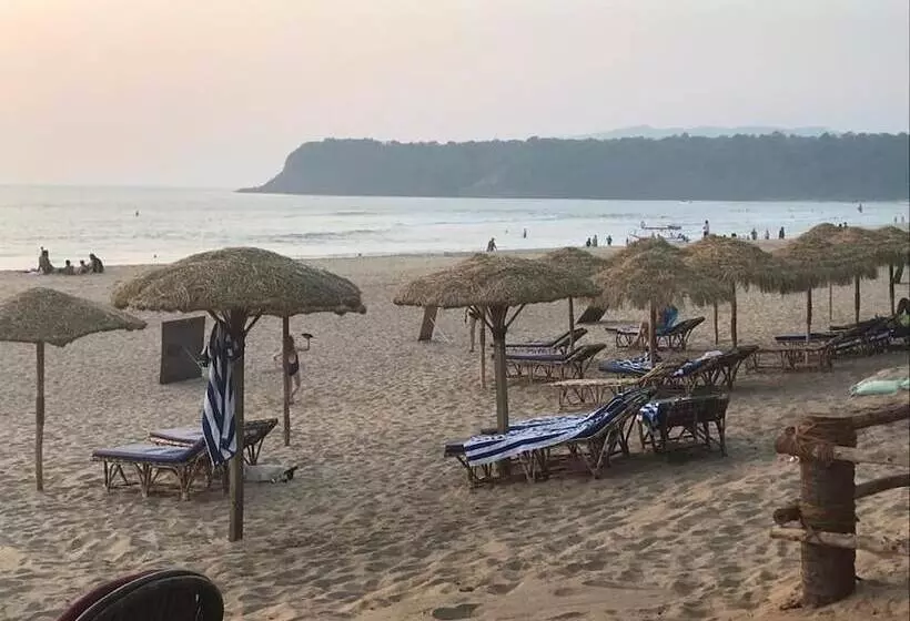 ホテル Madhu Beach Huts