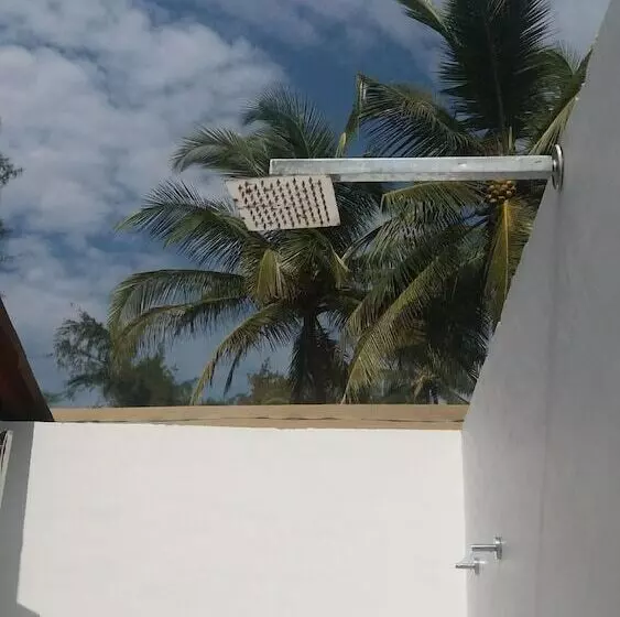 ホテル Madhu Beach Huts