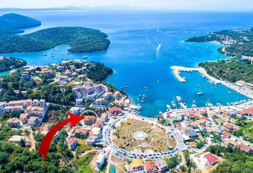 هتل Oriana   Adults Only