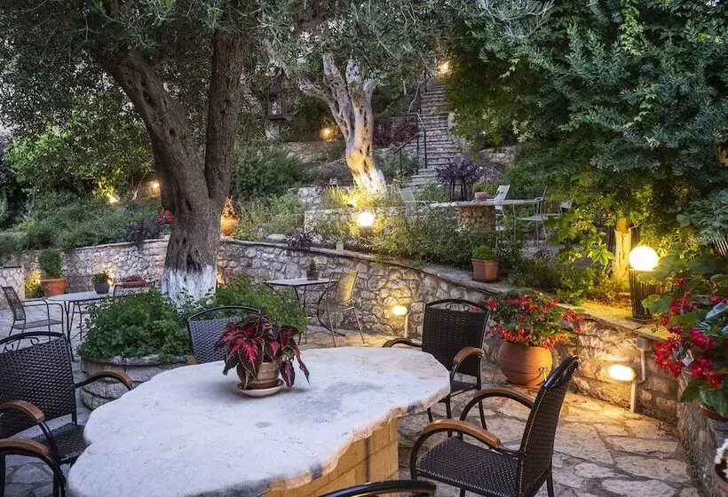 هتل Oriana   Adults Only