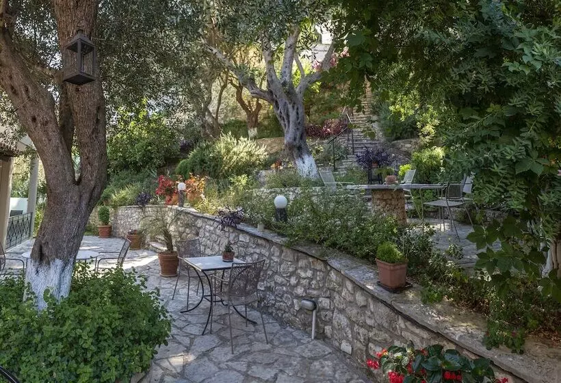 هتل Oriana   Adults Only