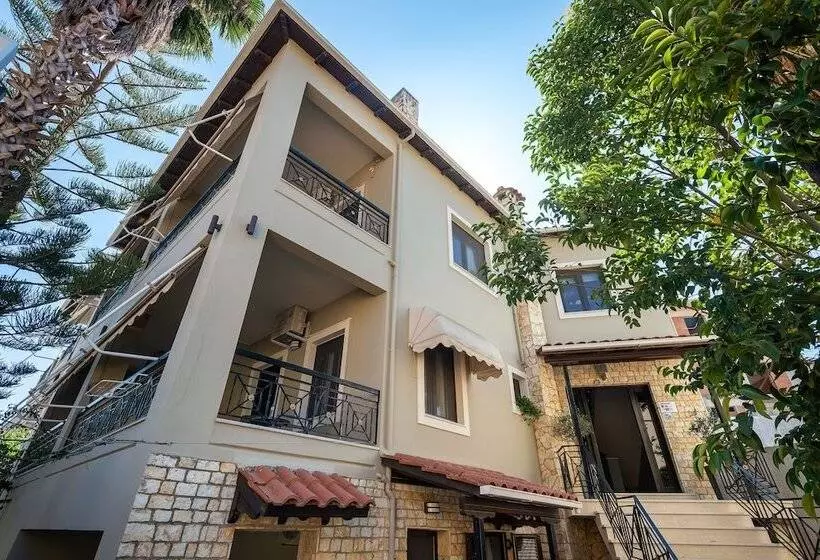 هتل Oriana   Adults Only