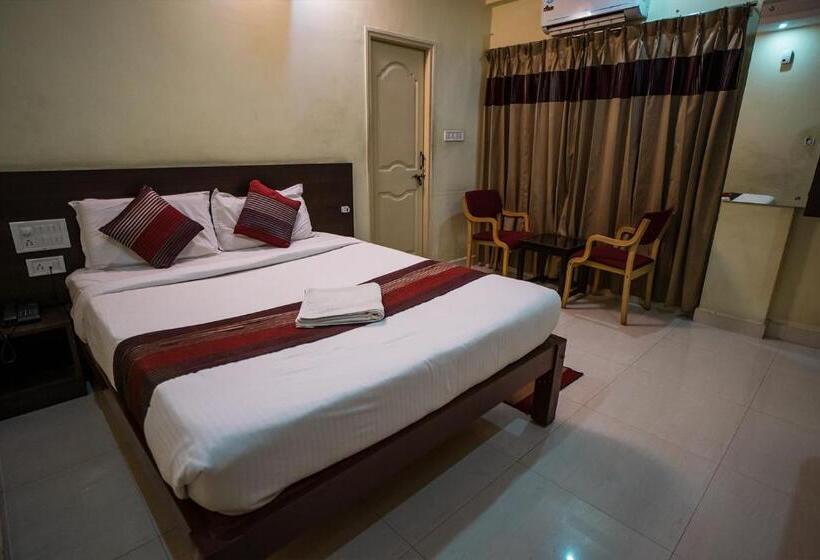 Hotel Prakaash Comforts