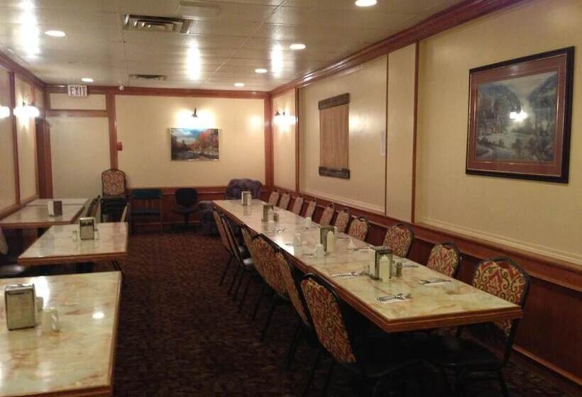 モーテル Sundre Motor Inn